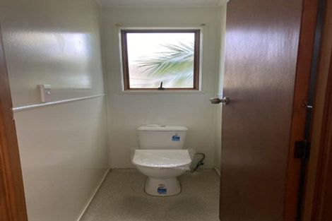 Photo of property in 7 Adel Place, Weymouth, Auckland, 2103
