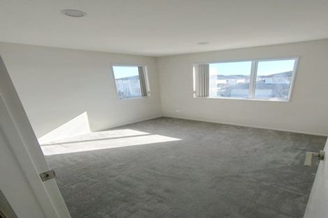 Photo of property in 75 Rosewell Crescent, Flat Bush, Auckland, 2019