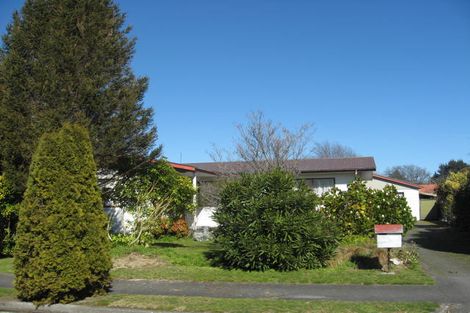 Photo of property in 8 Hornsby Street, Carterton, 5713