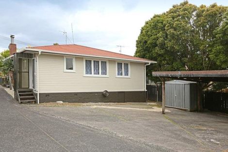 Photo of property in 13 Bedford Street, Te Atatu South, Auckland, 0610