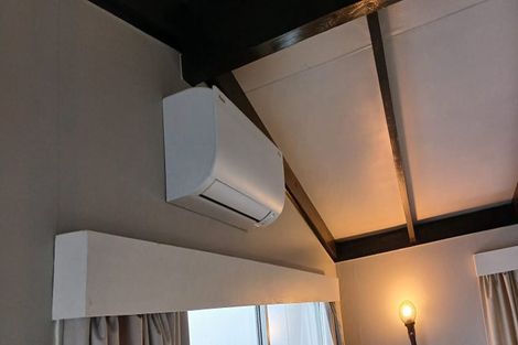 Photo of property in 109a Mokoia Road, Birkenhead, Auckland, 0626