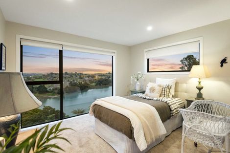 Photo of property in 25a Pohutukawa Avenue, Shelly Park, Auckland, 2014