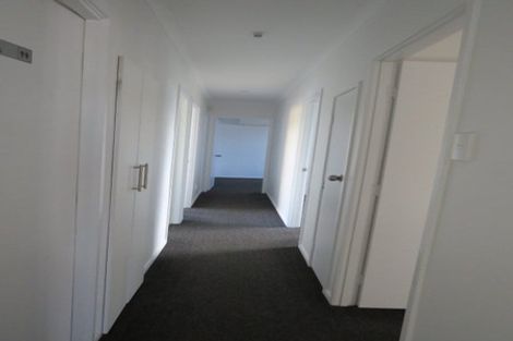 Photo of property in 3 Carbery Place, Manurewa, Auckland, 2102