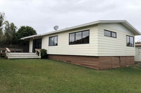 Photo of property in 1/158 View Road, Sunnyvale, Auckland, 0612