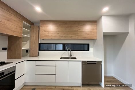 Photo of property in 98d Royal Road, Massey, Auckland, 0614