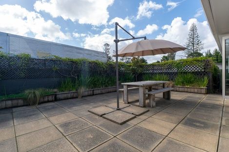 Photo of property in 52 Parker Avenue, New Lynn, Auckland, 0600