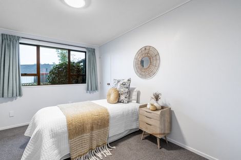 Photo of property in 5 Raeburn Place, Gore, 9710