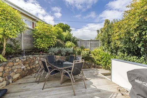 Photo of property in 13 Kowhai Street, Tawa, Wellington, 5028