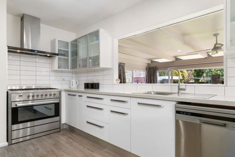 Photo of property in 35 Dunster Street, Burnside, Christchurch, 8053