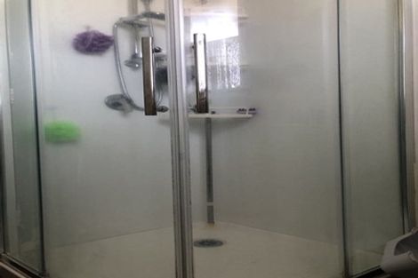 Photo of property in 2 Sutton Place, Hawera, 4610