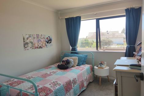 Photo of property in 2f Millen Avenue, Pakuranga, Auckland, 2010