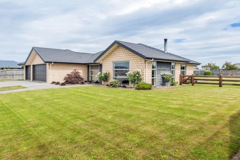 Photo of property in 31 Beaumont Drive, Rolleston, 7614