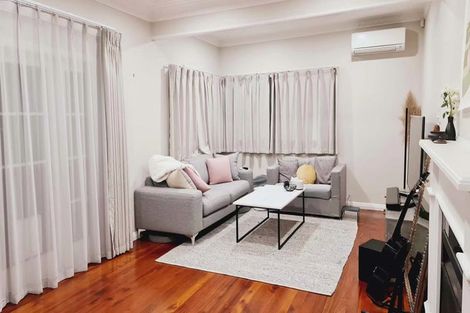 Photo of property in 215 Mount Albert Road, Wesley, Auckland, 1025