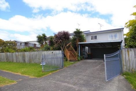 Photo of property in 4 Carillon Place, Massey, Auckland, 0614