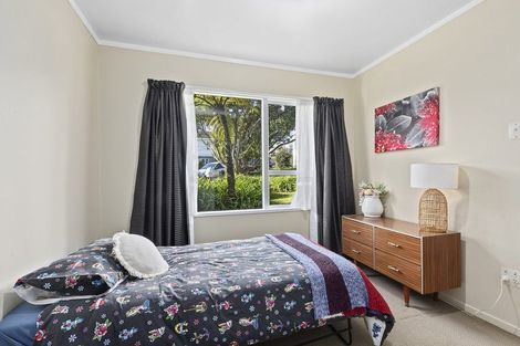 Photo of property in 11b Florio Terrace, Tawa, Wellington, 5028
