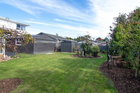 Photo of property in 45 Rata Street, Roslyn, Palmerston North, 4414