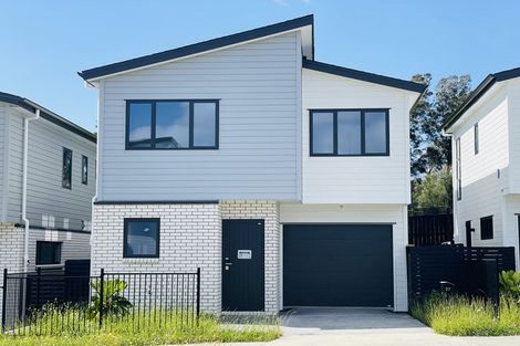 Photo of property in 27 Whiteywood Street, Westgate, 0814