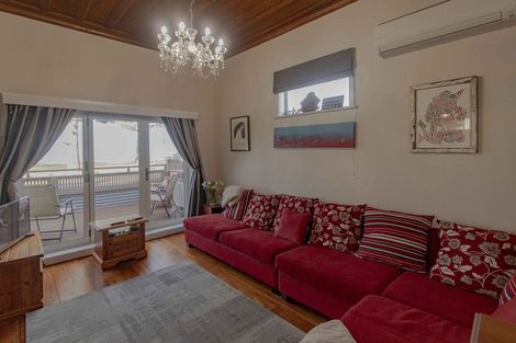 Photo of property in 575 Marine Parade, Napier South, Napier, 4110