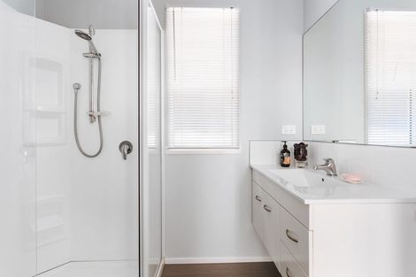 Photo of property in 19 Omega Place, Coastlands, Whakatane, 3120