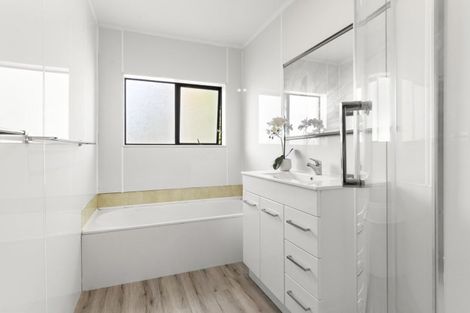 Photo of property in 6 Links Avenue, Mount Maunganui, 3116