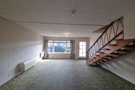 Photo of property in 2/11 Division Street, Riccarton, Christchurch, 8041