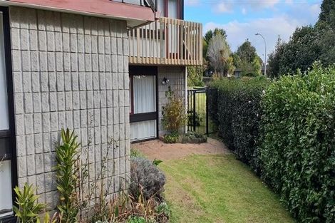 Photo of property in 10 Pamir Place, Welcome Bay, Tauranga, 3112