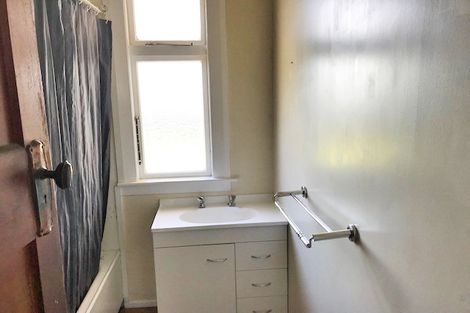 Photo of property in 12 Lynn Street, Oamaru North, Oamaru, 9400