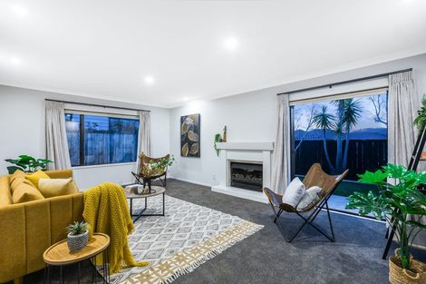 Photo of property in 96 Navigation Drive, Whitby, Porirua, 5024