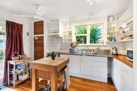 Photo of property in 30 Douglas Crescent, Fairfield, Hamilton, 3214