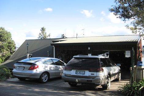 Photo of property in 16 Motuhoa Road, Tairua, 3508