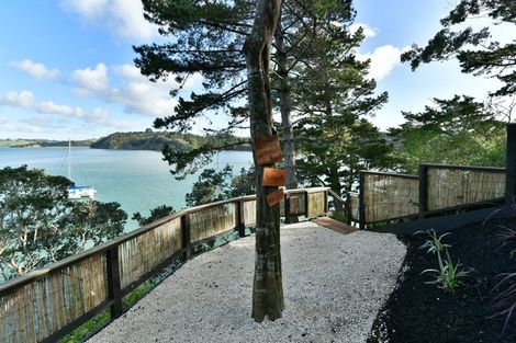 Photo of property in 254 Wade River Road, Wade Heads, Whangaparaoa, 0932