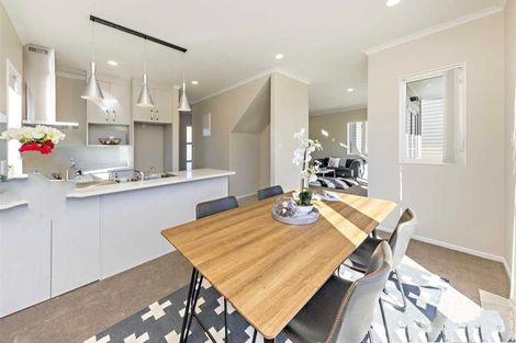 Photo of property in 26 Warbler Crescent, Papakura, 2110