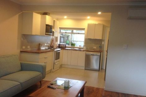 Photo of property in 12b Bellcroft Place, Belmont, Auckland, 0622