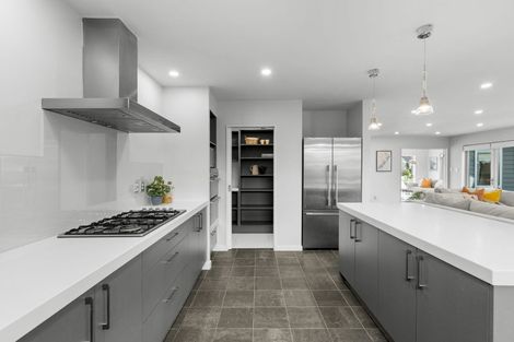 Photo of property in 16 Riverbank Road, Northwood, Christchurch, 8051