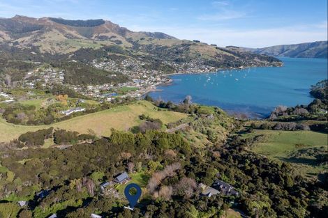 Photo of property in 6888e Christchurch Akaroa Road, Takamatua, 7581