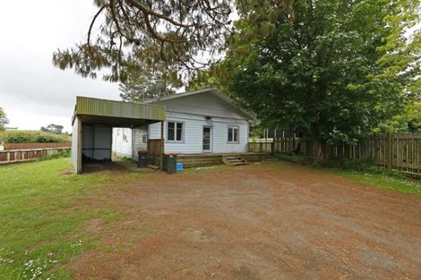 Photo of property in 214c Bridge Street, Eltham, 4322