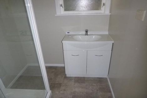 Photo of property in 91 Ruskin Road, Newlands, Wellington, 6037