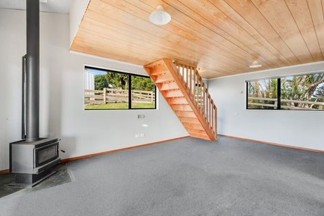 Photo of property in 236 Wishart Road, Helensville, 0875