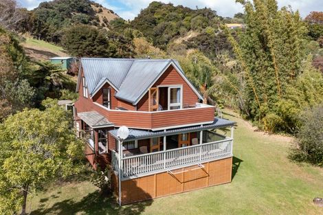 Photo of property in 15 Irishtown Road, Kuaotunu, Whitianga, 3592