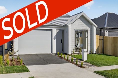 Photo of property in 6 Inch Crescent, Rangiora, 7400