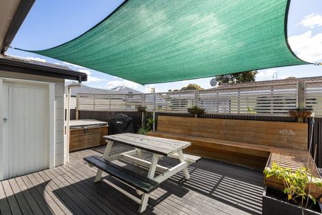 Photo of property in 1a Cassino Crescent, Onekawa, Napier, 4110