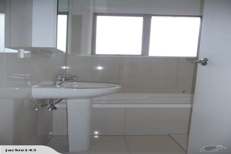 Photo of property in 666 Avonside Drive, Avonside, Christchurch, 8061