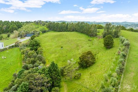 Photo of property in 124 Wearmouth Road, Paparoa, 0571