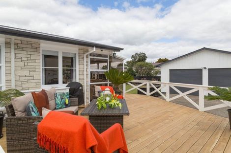Photo of property in 10 Ranfurly Street, Dannevirke, 4930