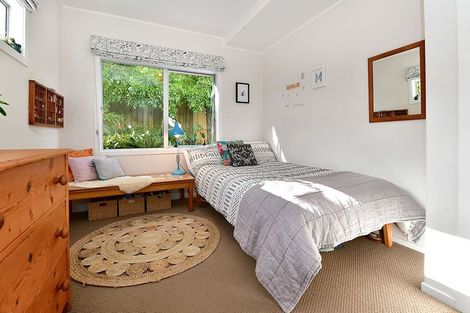Photo of property in 88 Rosario Crescent, Red Beach, 0932