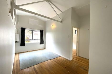 Photo of property in 304 Glengarry Road, Glen Eden, Auckland, 0602