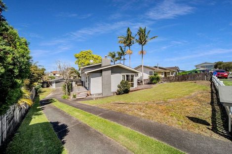 Photo of property in 6 Snowden Place, Opaheke, Papakura, 2113