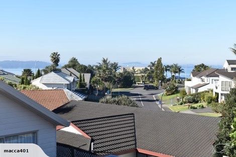 Photo of property in 3 Bridgehead Cove, West Harbour, Auckland, 0618