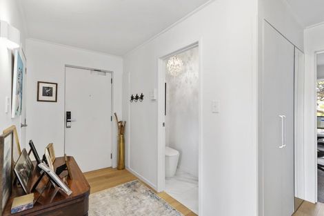 Photo of property in 6/21 Clifton Road, Hauraki, Auckland, 0622