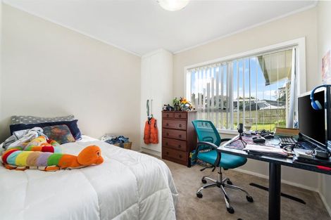 Photo of property in 27 Park Estate Road, Rosehill, Papakura, 2113